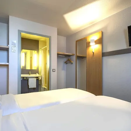 La Rochelle Hotel 2*