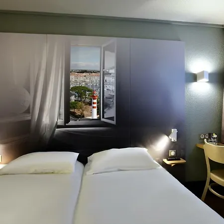 La Rochelle Hotel 2*
