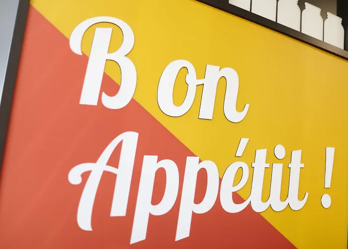 Hotel La Rochelle 2*